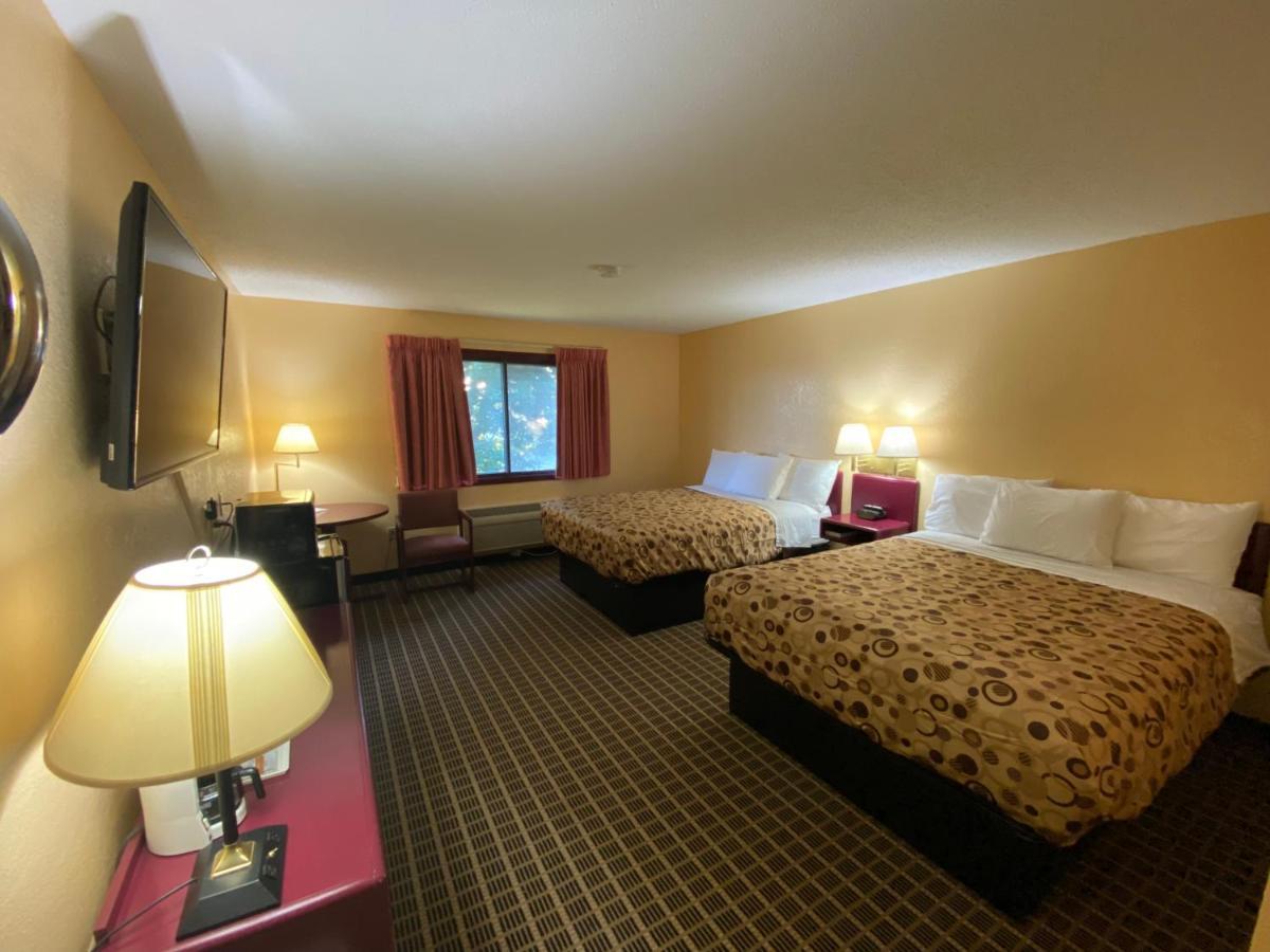 America'S Stay Inn Stewartville Exteriér fotografie